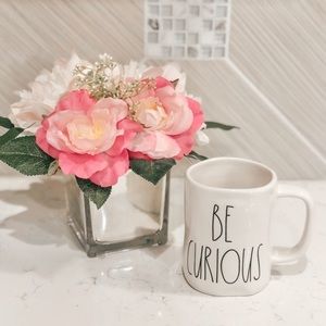 Rae Dunn BE CURIOUS Mug